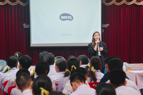 โรงเรียนปรีชานุศาสน์